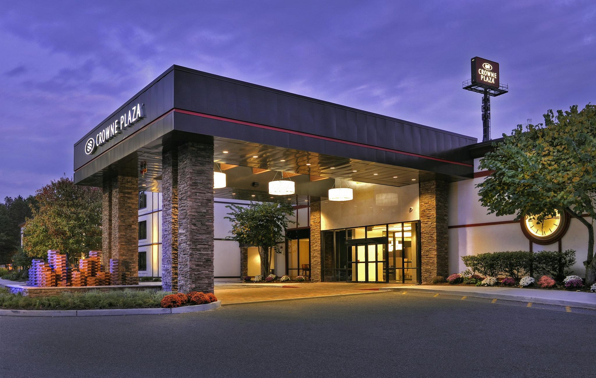 Hotel Crowne Plaza Suffern-Mahwah By Ihg Extérieur photo