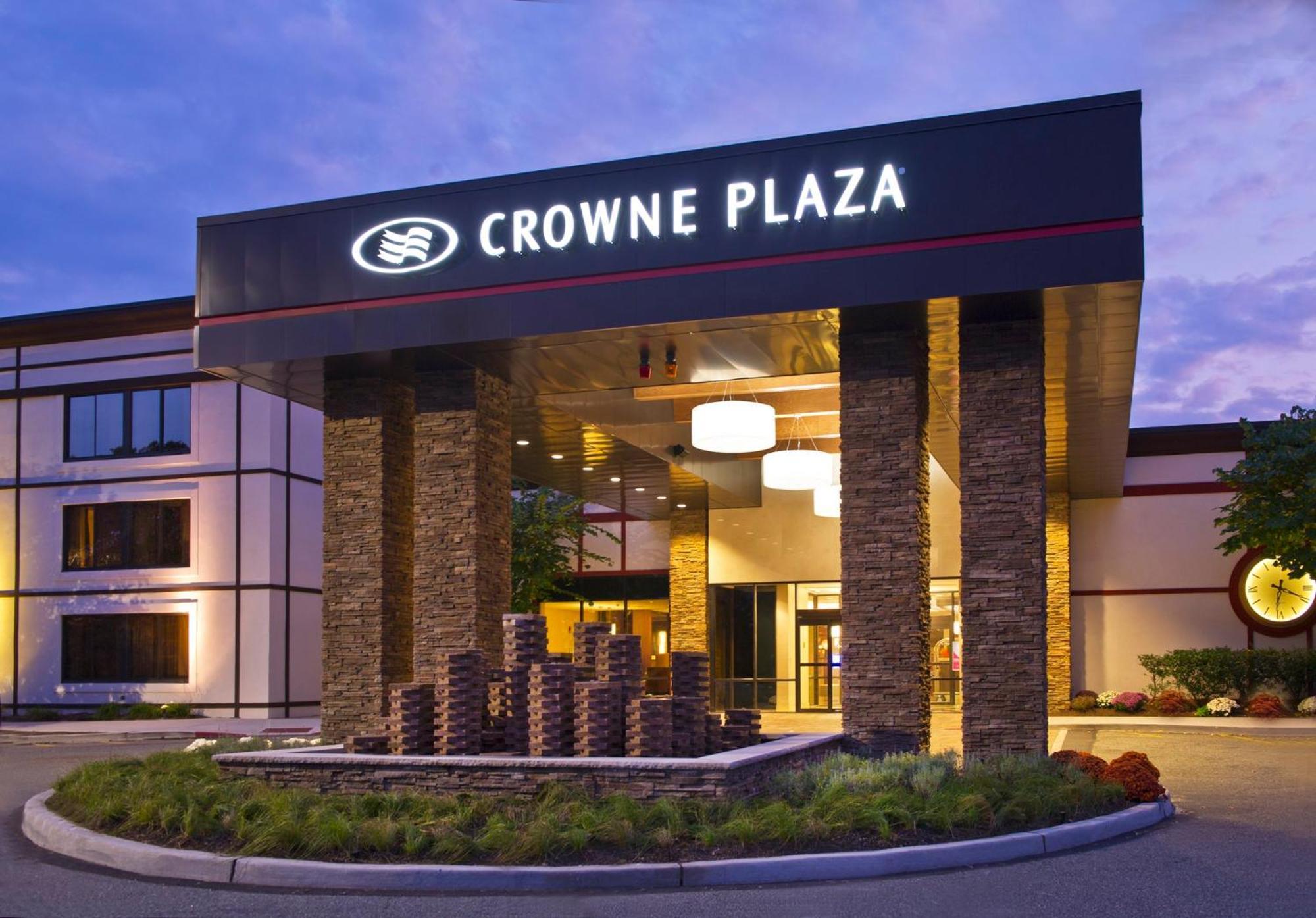 Hotel Crowne Plaza Suffern-Mahwah By Ihg Extérieur photo