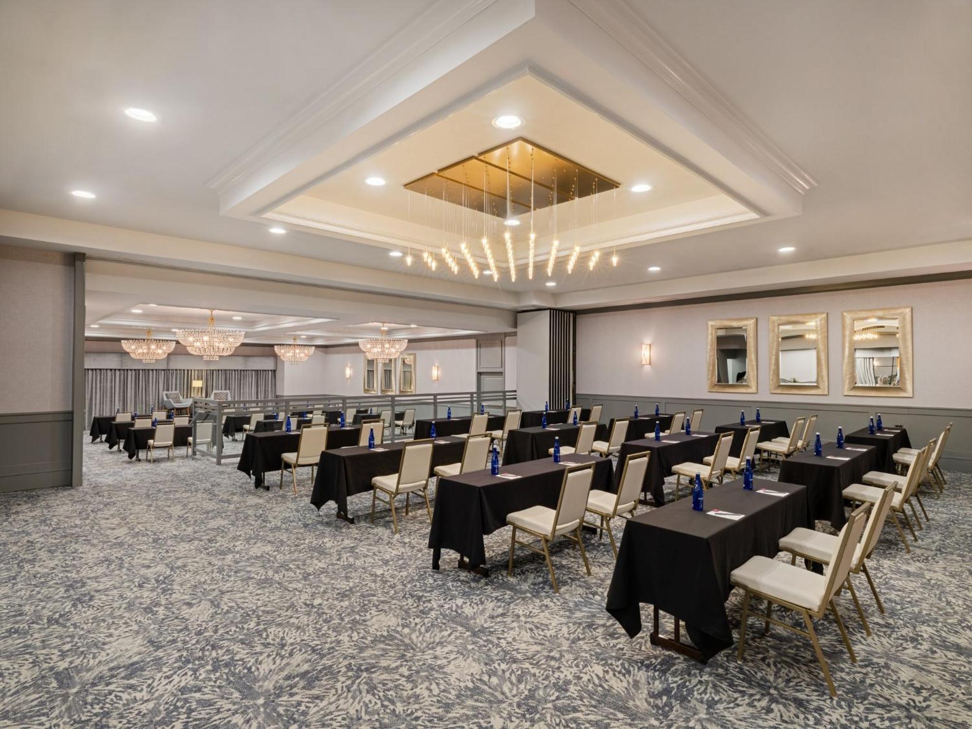 Hotel Crowne Plaza Suffern-Mahwah By Ihg Extérieur photo