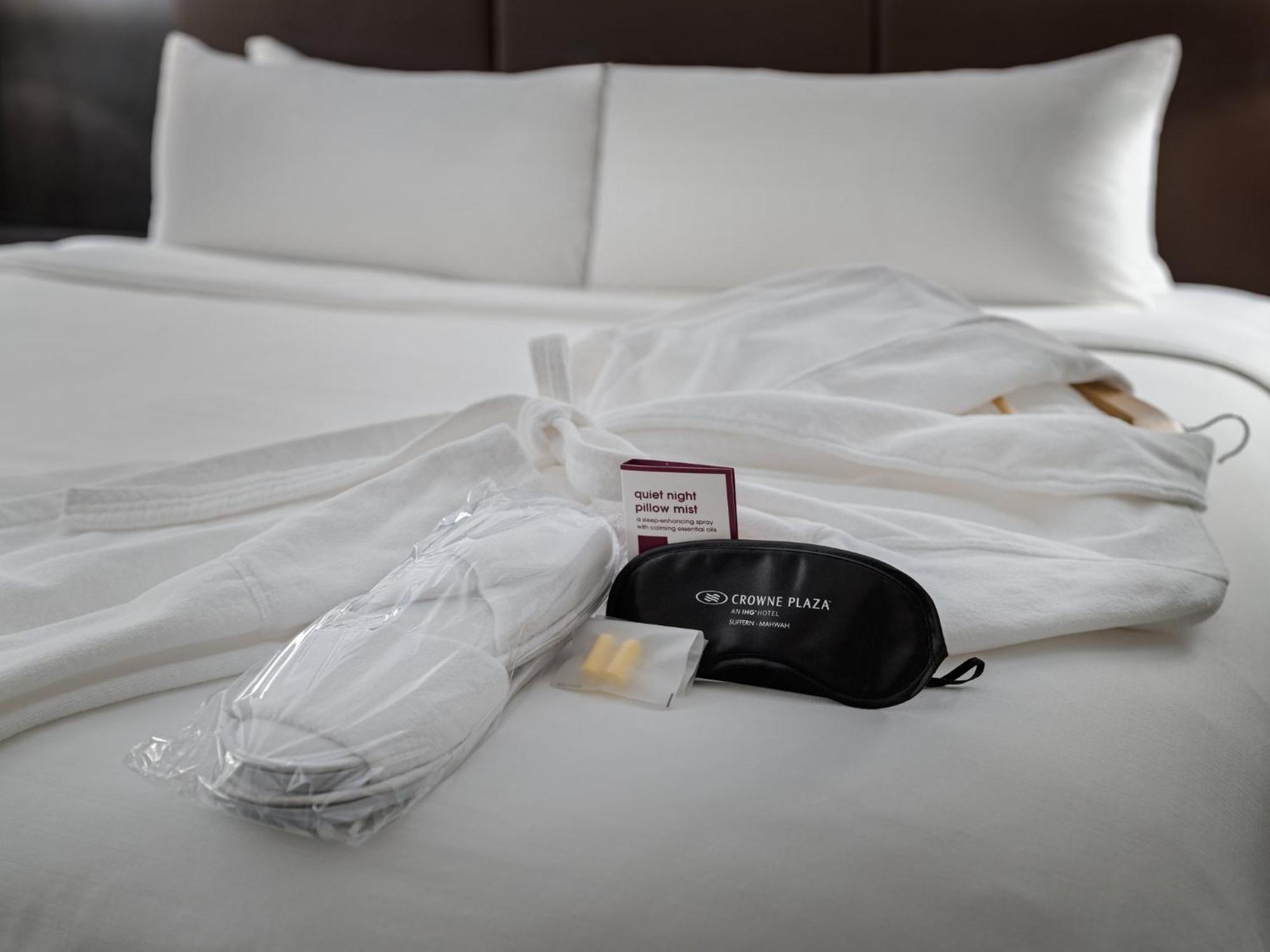 Hotel Crowne Plaza Suffern-Mahwah By Ihg Extérieur photo