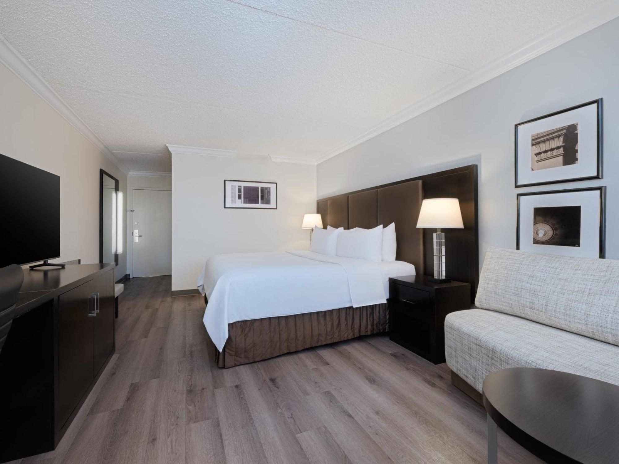 Hotel Crowne Plaza Suffern-Mahwah By Ihg Extérieur photo