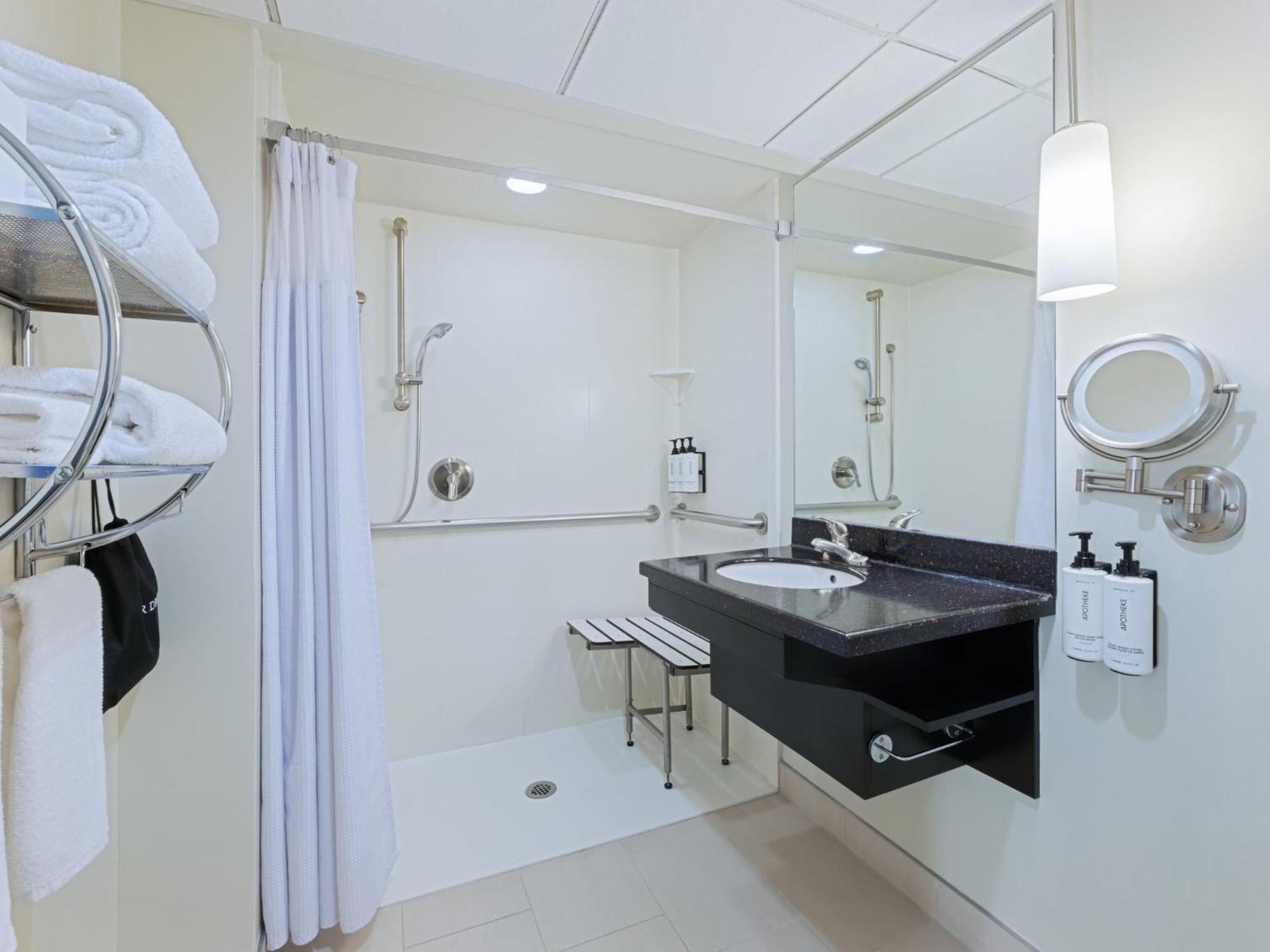 Hotel Crowne Plaza Suffern-Mahwah By Ihg Extérieur photo