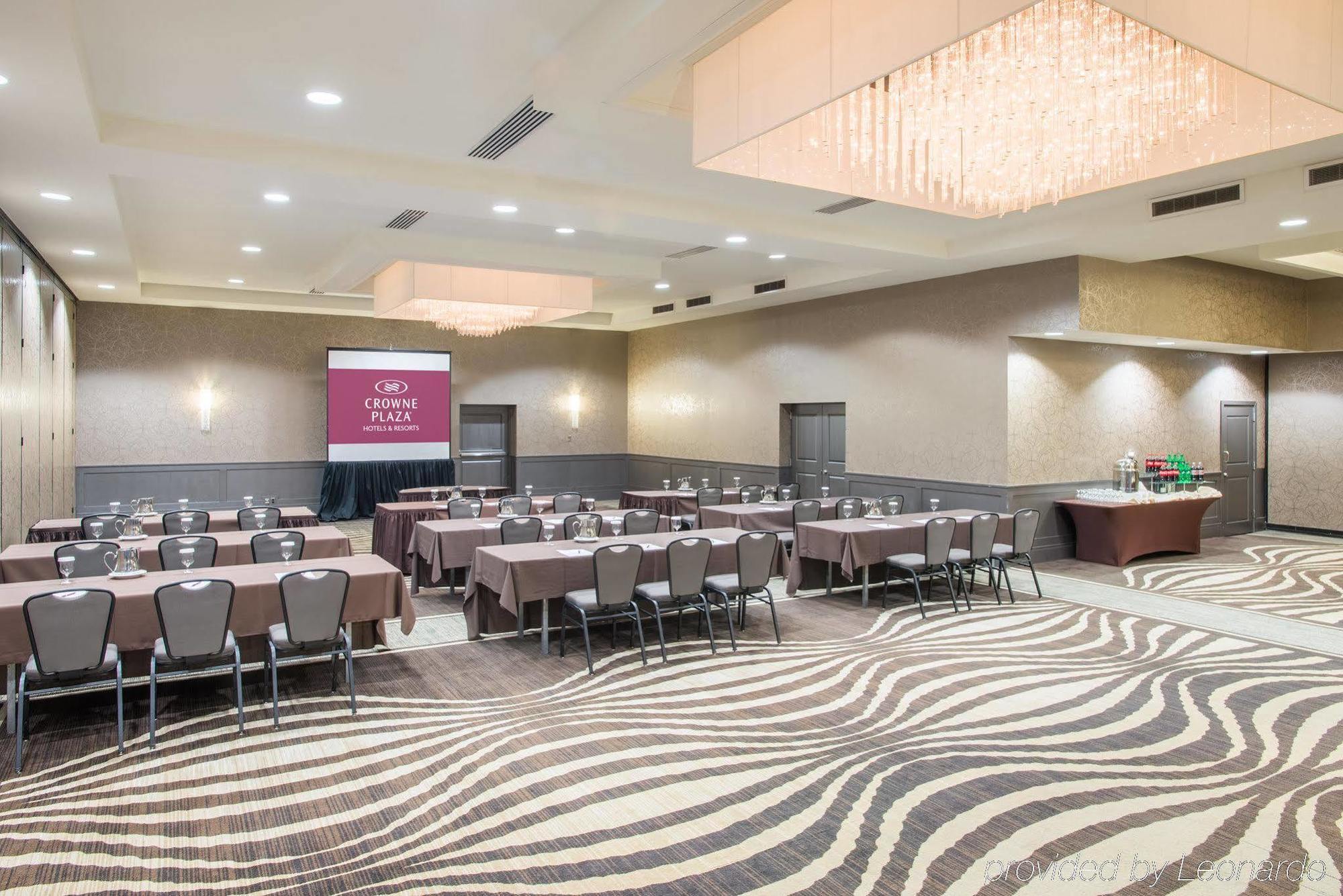 Hotel Crowne Plaza Suffern-Mahwah By Ihg Extérieur photo